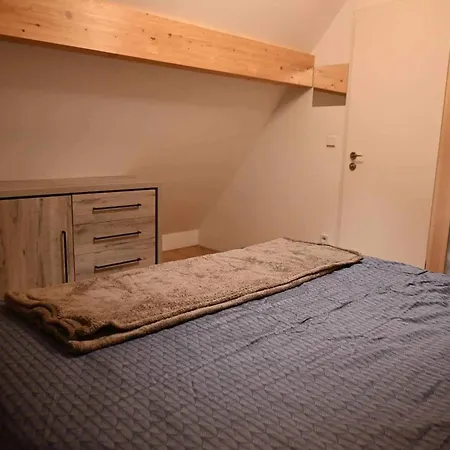 Zwaan7, Locatie! Deal! Tatil Evi Rekem
